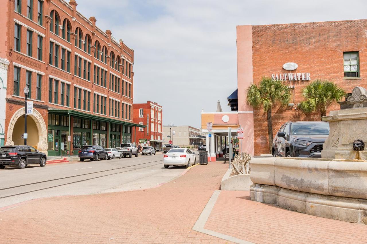 Lost Bayou Beauty Galveston Exterior photo